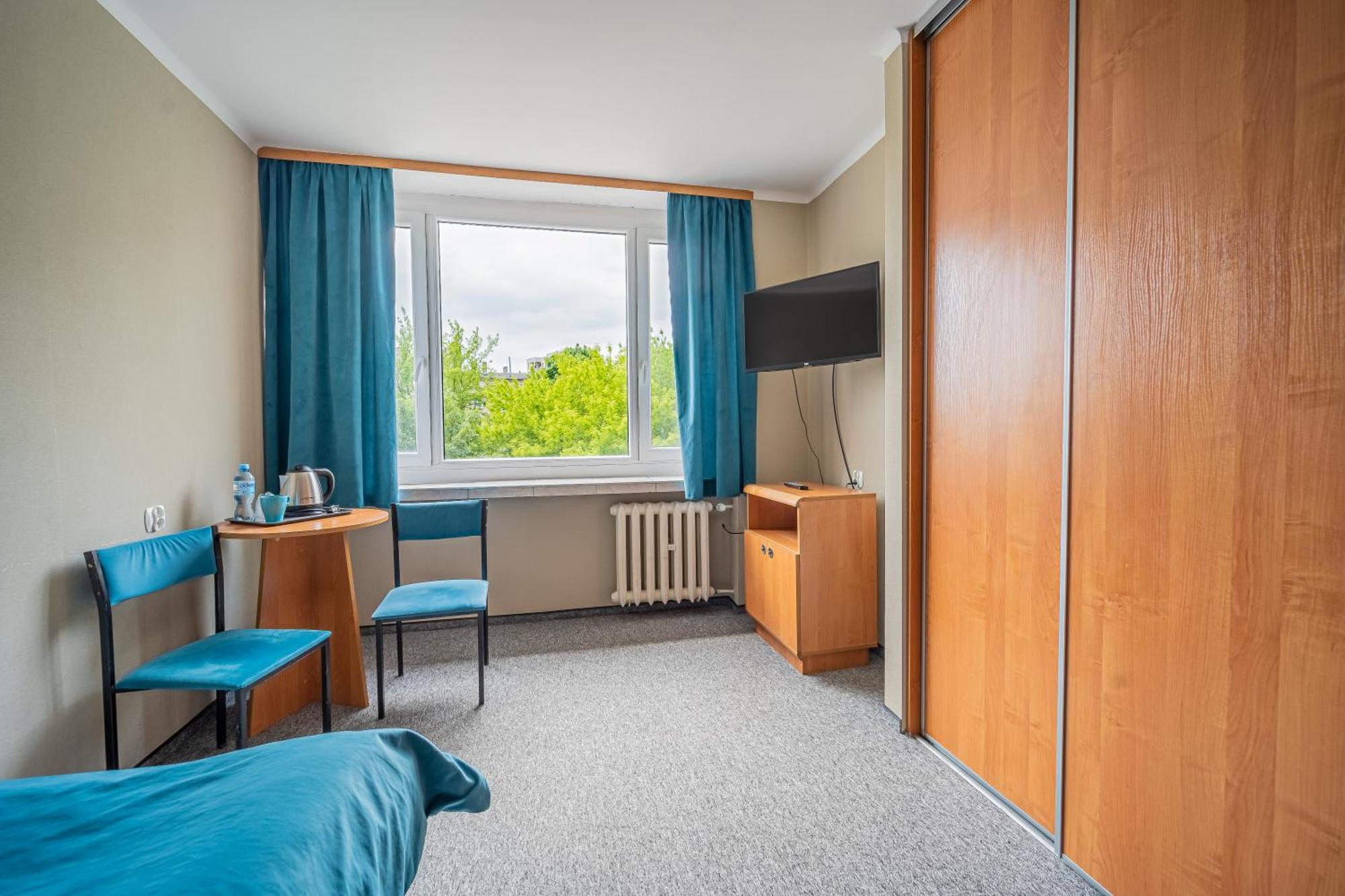 Hotel Mazowiecki Lodz Bagian luar foto